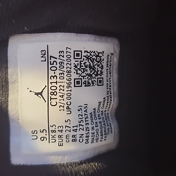 Air Jordan Field 12 Black and Purple Size 9.5 - Picture 7 of 13